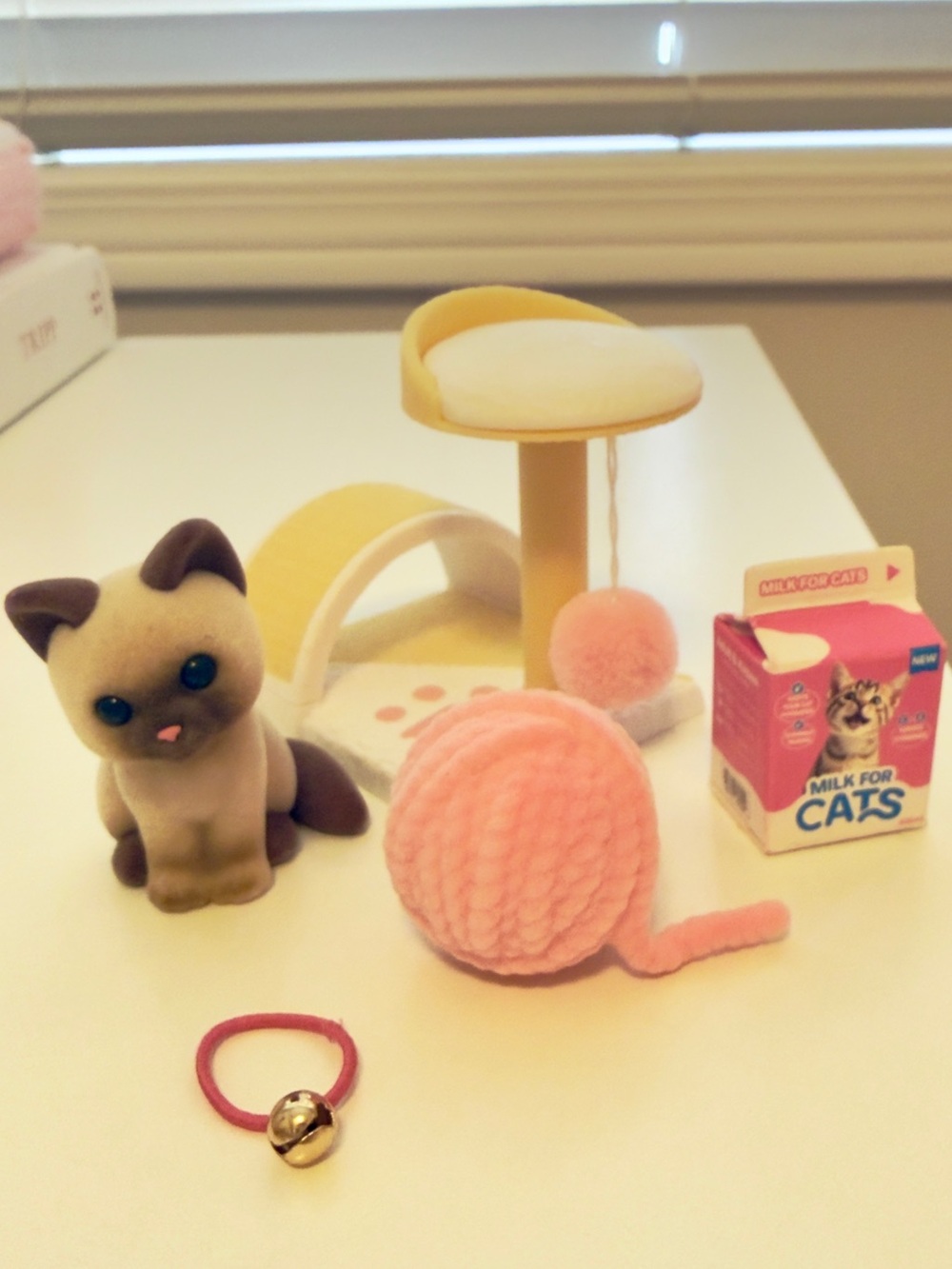 NEW ZURU MY MINI PETS CAT 🐈  | Miniature flocked cat with accessories!
